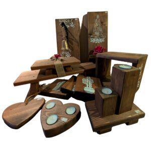 Partij diverse Houten Decoraties voor Markt en Handel 5a bruin